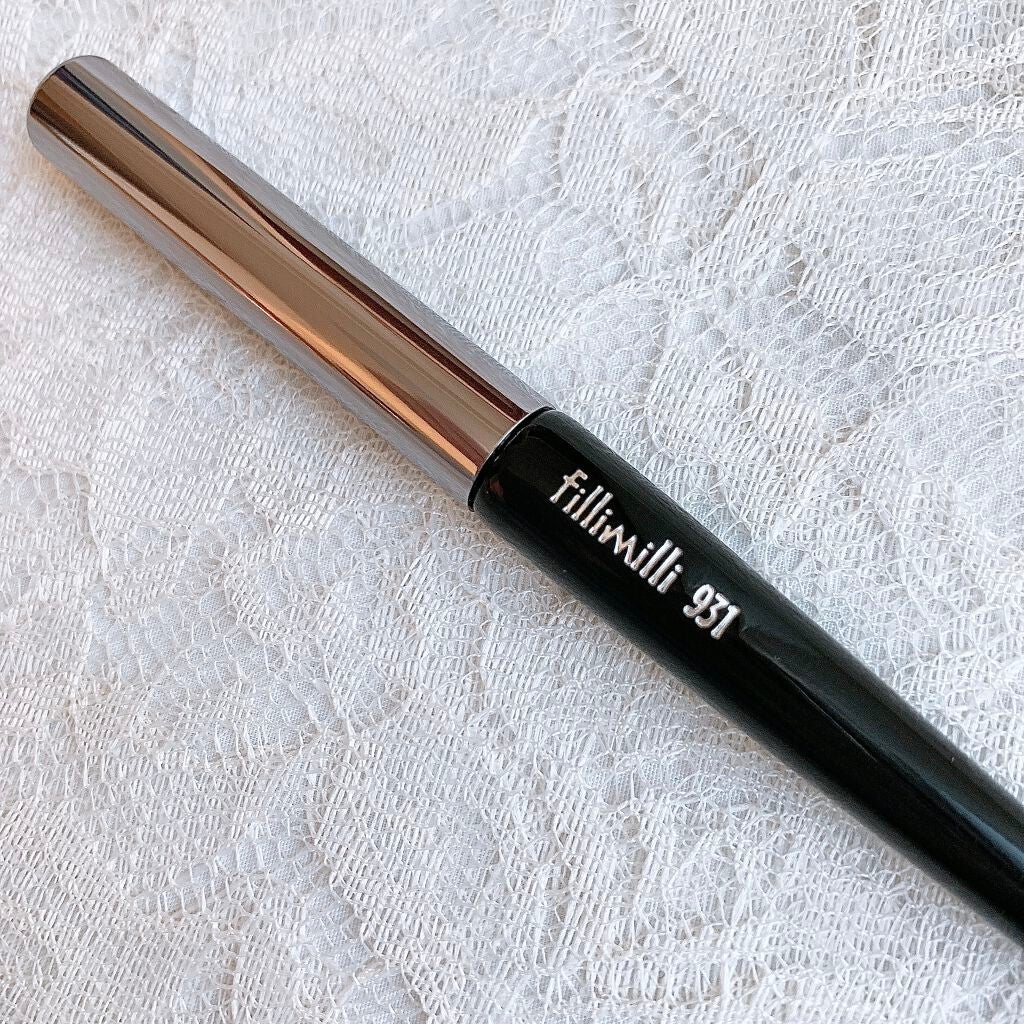 FilliMilli ポータブルワイドリップブラシ931/fillimilli/メイクブラシを使ったクチコミ(3枚目)