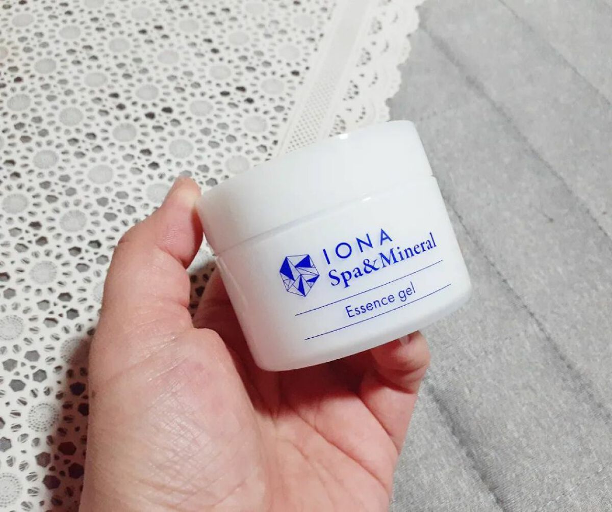 エッセンス ジェル/イオナ スパ＆ミネラル/オールインワン化粧品を使ったクチコミ（2枚目）