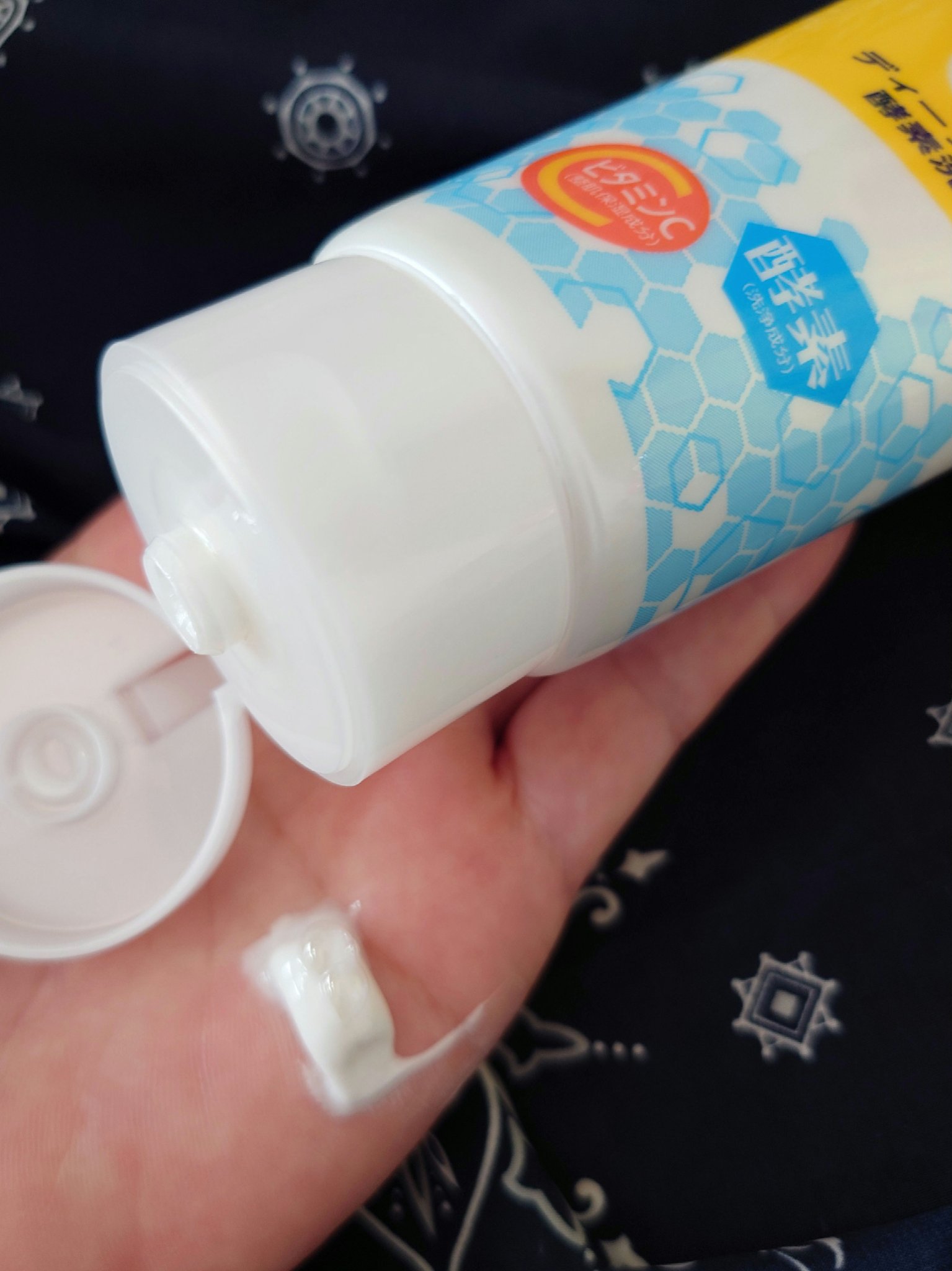 ディープクリア酵素洗顔	/メラノCC/洗顔フォームを使ったクチコミ（3枚目）