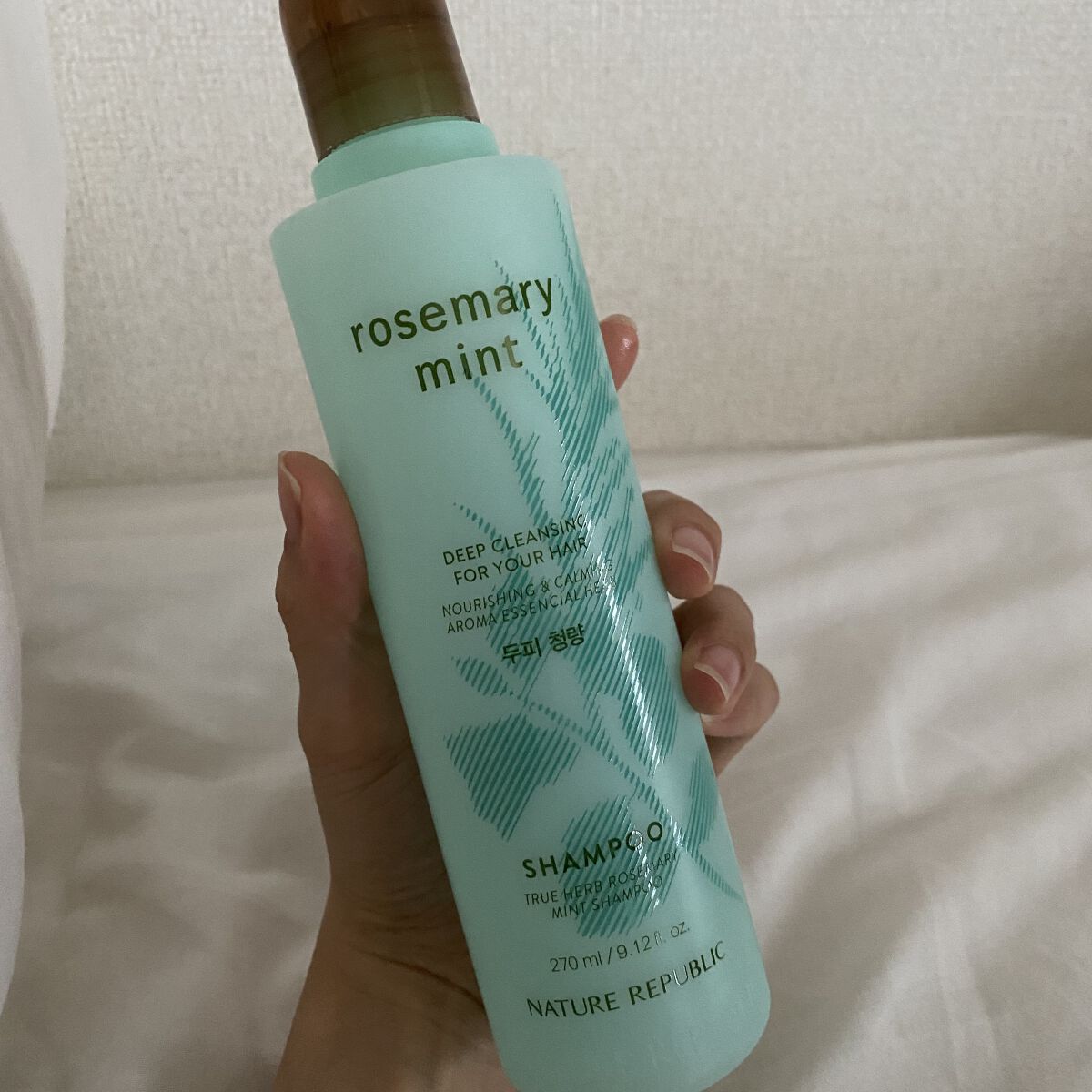 使い切りログ

ネイリパのハーブ系シャンプー
LIPSには登録されてないのかな…？

洗浄力が強め
めちゃくちゃスースーする笑
夏とかに清涼感をこれでもかって感じたい人にはおすすめ
学生でゴリゴリの運動部！とかの人にもいいかもしれない


