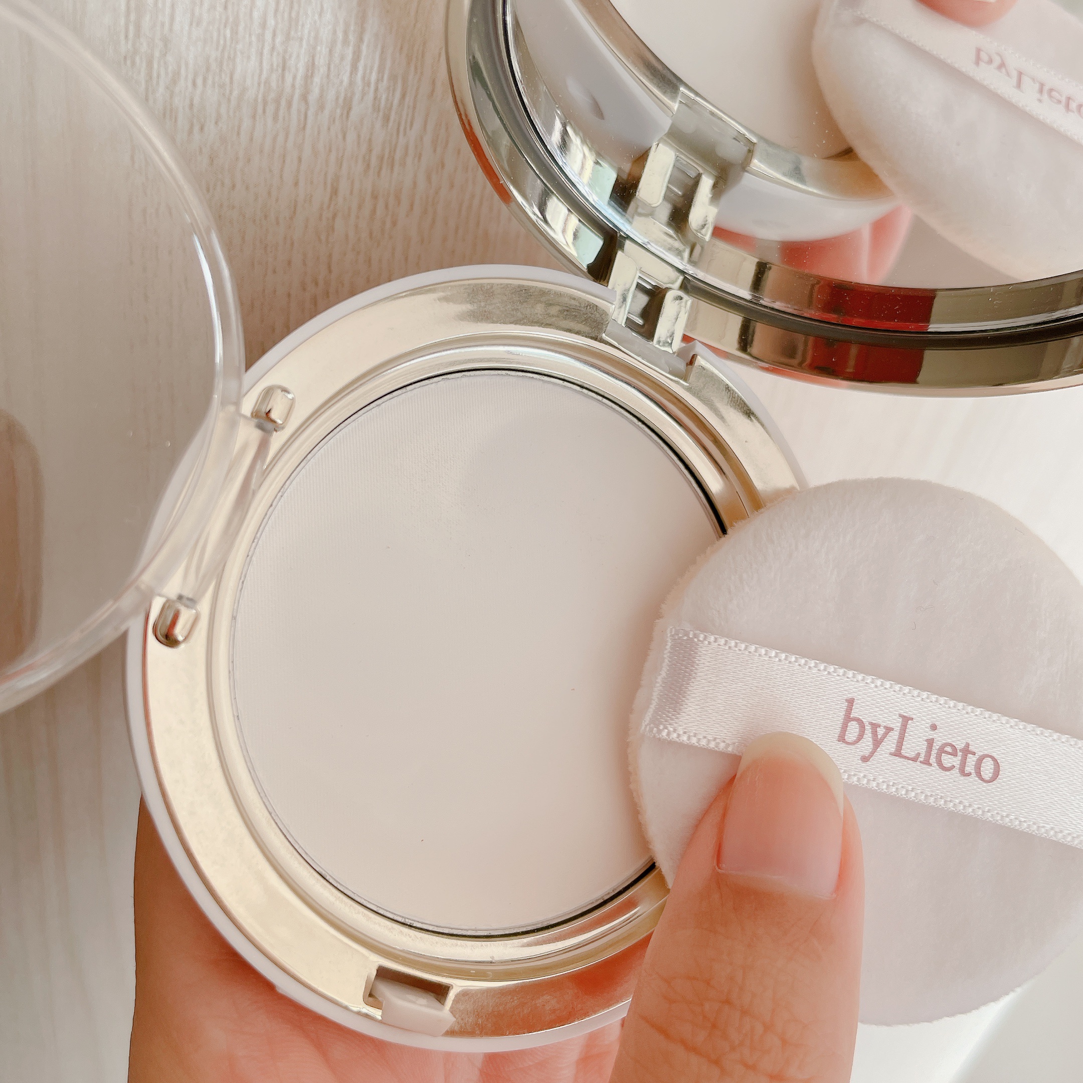 ハイドラセッティングパウダー/byLieto/プレストパウダーを使ったクチコミ（3枚目）