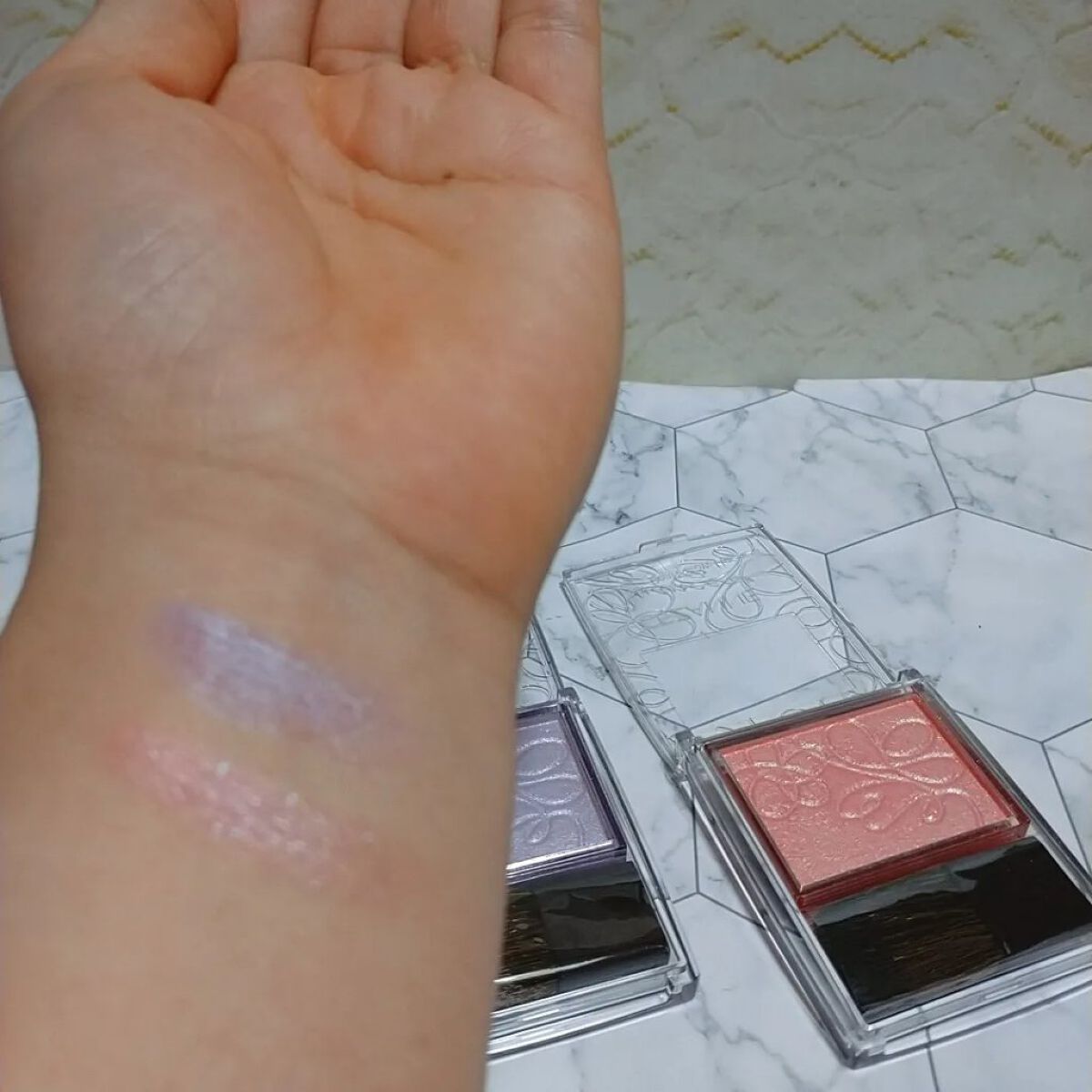 パールグロウニュアンサー/CEZANNE/パウダーハイライトを使ったクチコミ（2枚目）