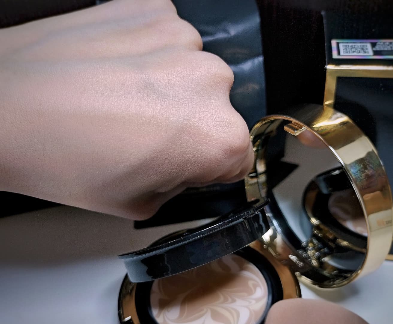 SIGNATURE ESSENCE COVER PACT　/AGE20’s/クリーム・エマルジョンファンデーションを使ったクチコミ（3枚目）