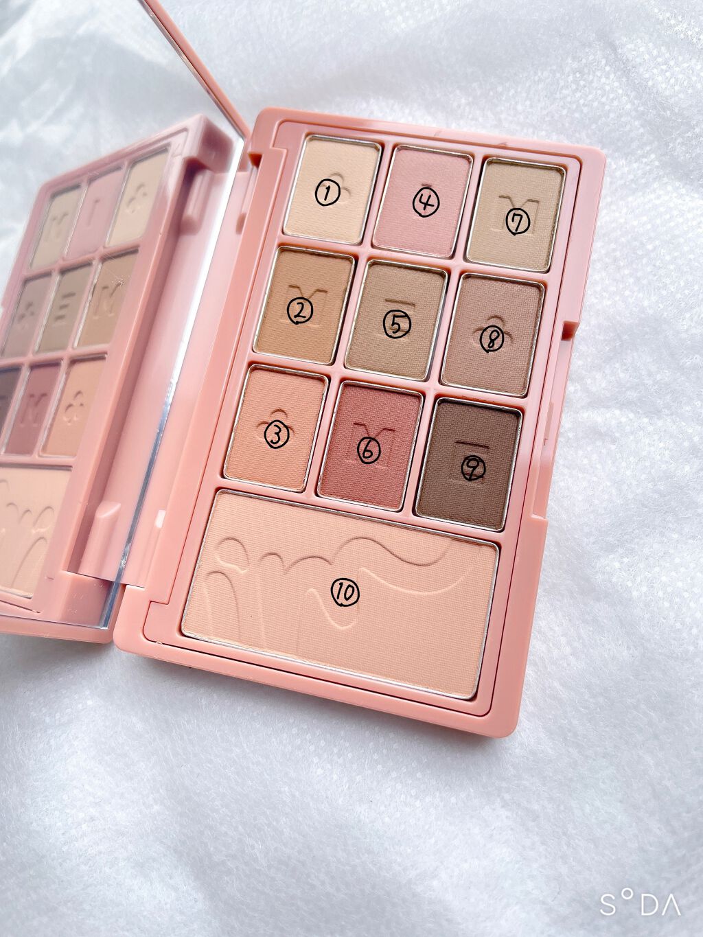 アイムヒドゥンカードパレット/i’m meme/アイシャドウパレットを使ったクチコミ（2枚目）