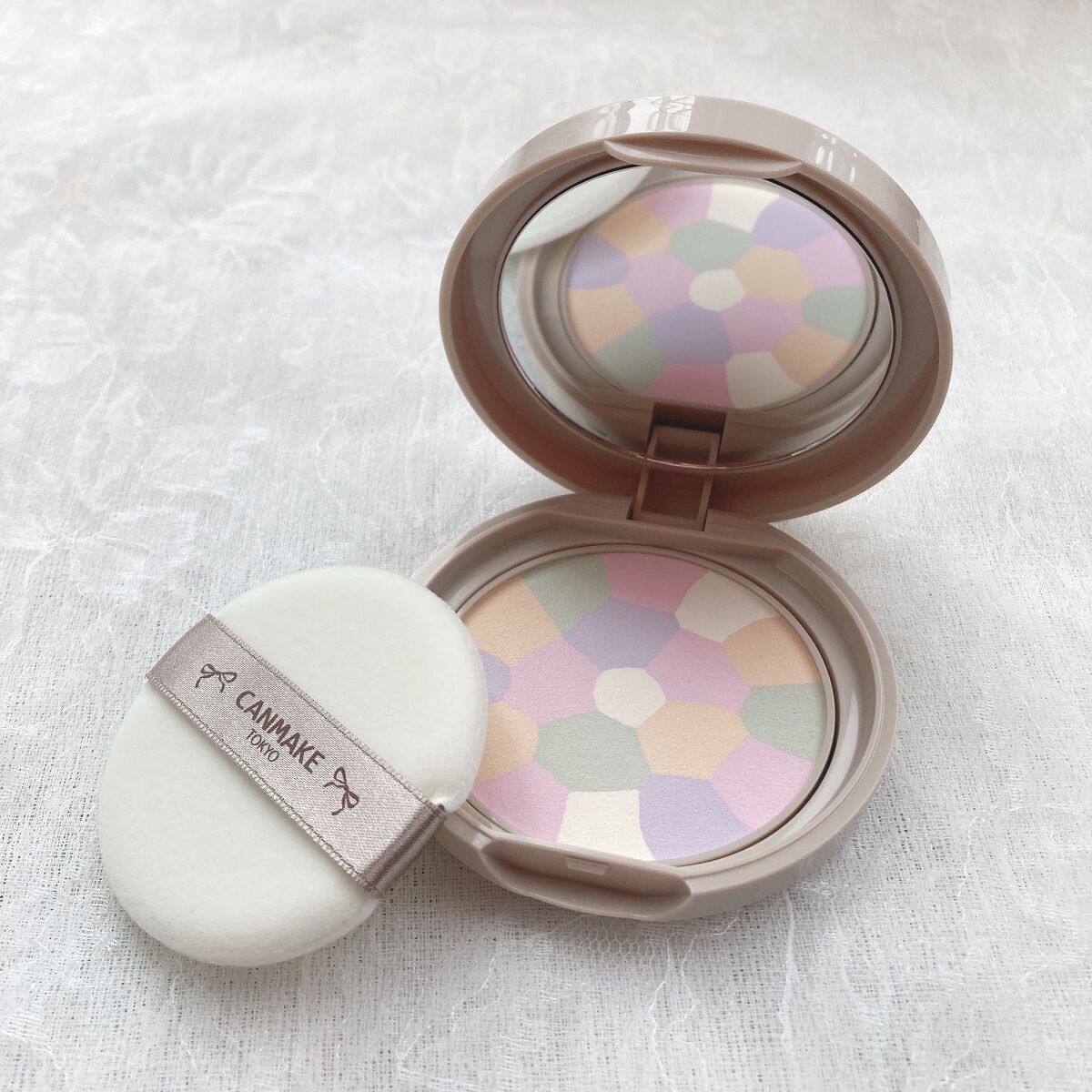 マシュマロフィニッシュパウダー ~Abloom~/キャンメイク/プレストパウダーを使ったクチコミ(3枚目)