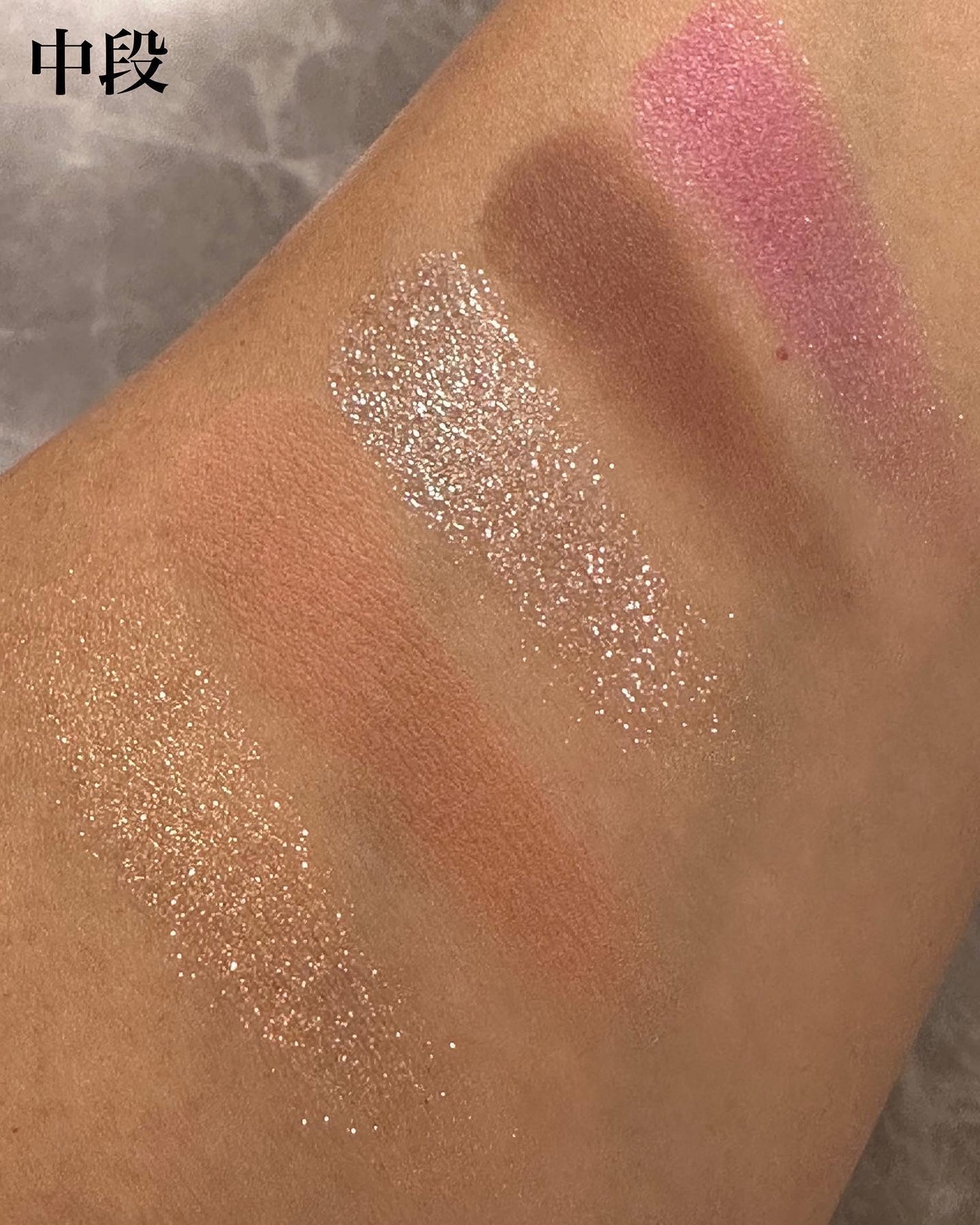 アディクション 15th アニバーサリー アイシャドウパレット “ロック ザ ベスト モーメンツ”/ADDICTION/パウダーアイシャドウを使ったクチコミ(6枚目)