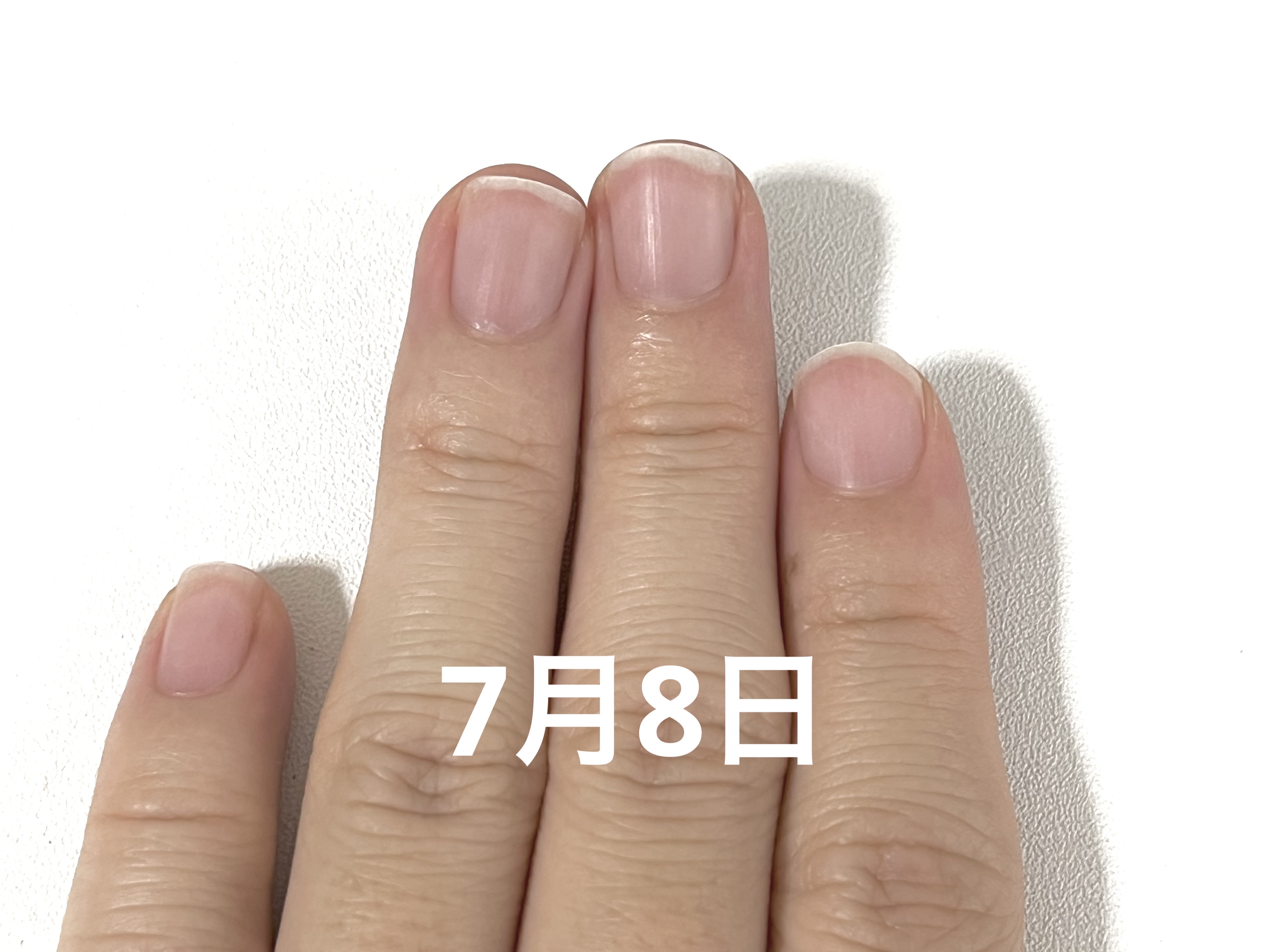 Somptueux(ソンプチュー) ネイルオイル 01/DAISO/ネイルオイル・トリートメントを使ったクチコミ（3枚目）