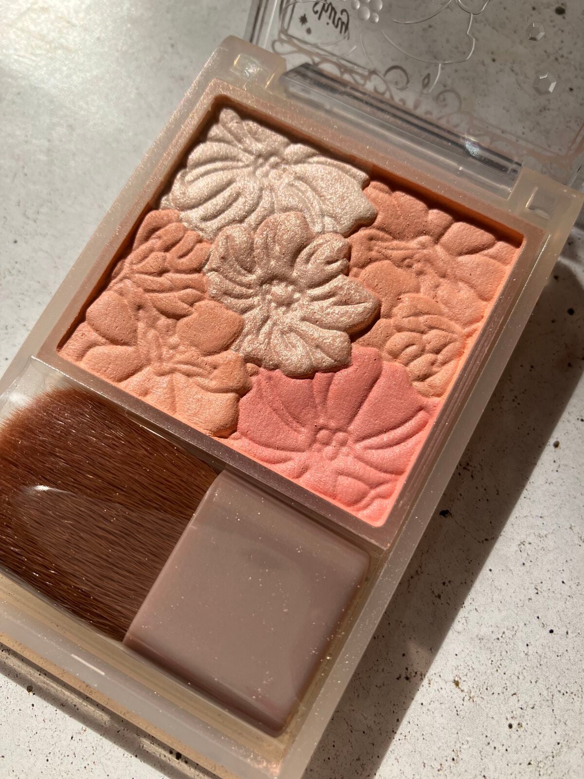 グロウフルールチークス(ブレンドタイプ)/キャンメイク/パウダーチークを使ったクチコミ(2枚目)