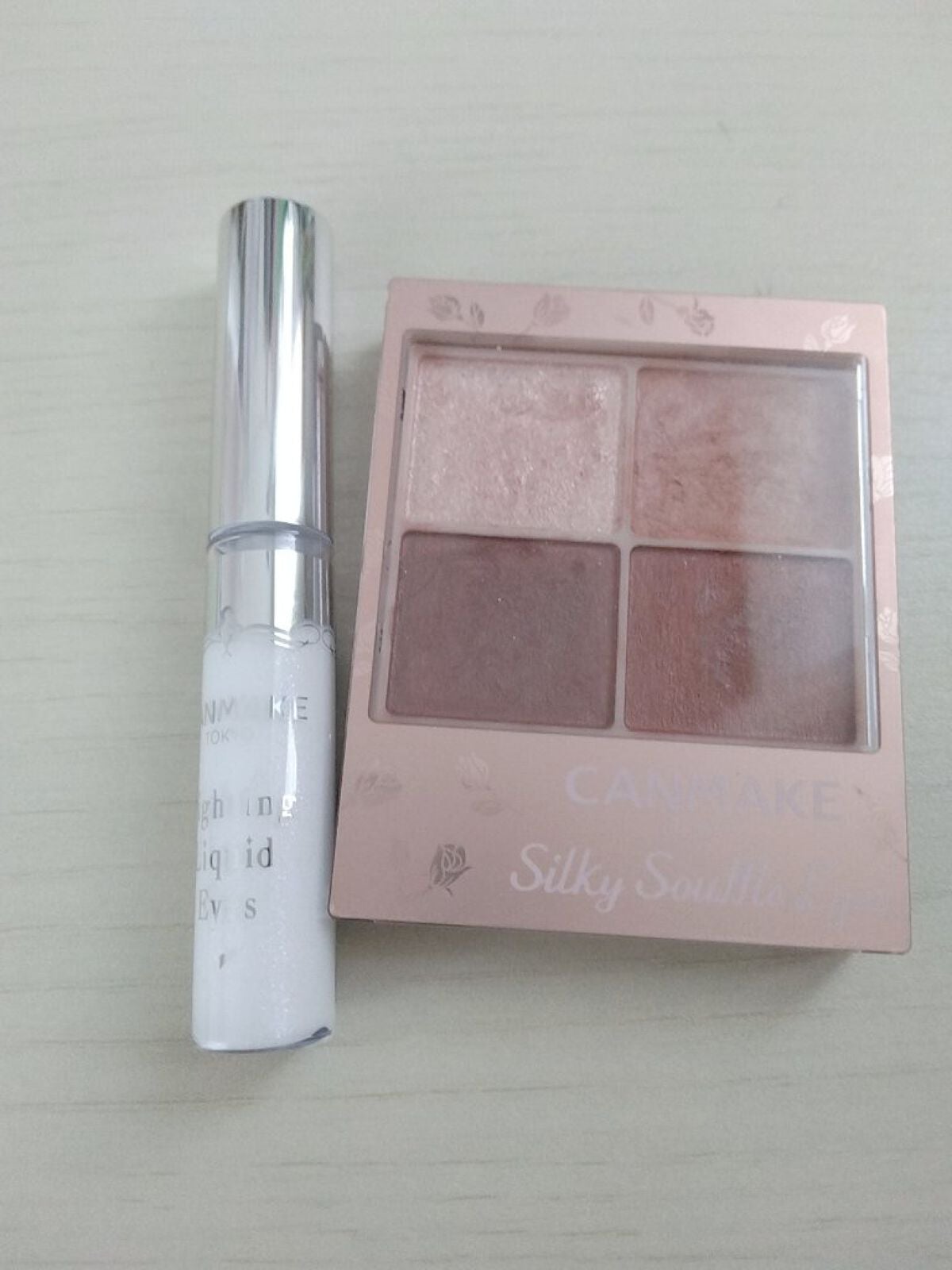 なな on LIPS 「このふたつで彼氏に振り向いて貰えるメイクを教えてください#はじ..」(1枚目)