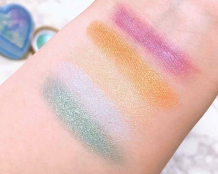 ブラッシング ハート/MAKEUP REVOLUTION/パウダーチークを使ったクチコミ(4枚目)