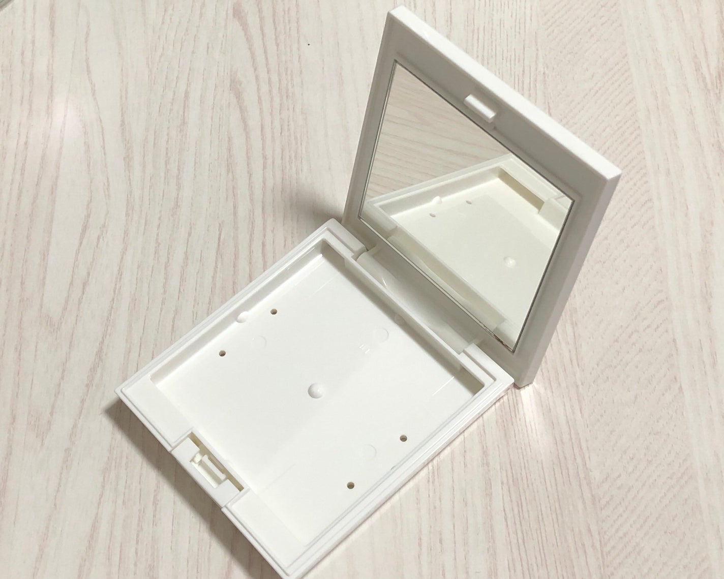 アディクション デイクリーム/ADDICTION/化粧下地を使ったクチコミ(6枚目)