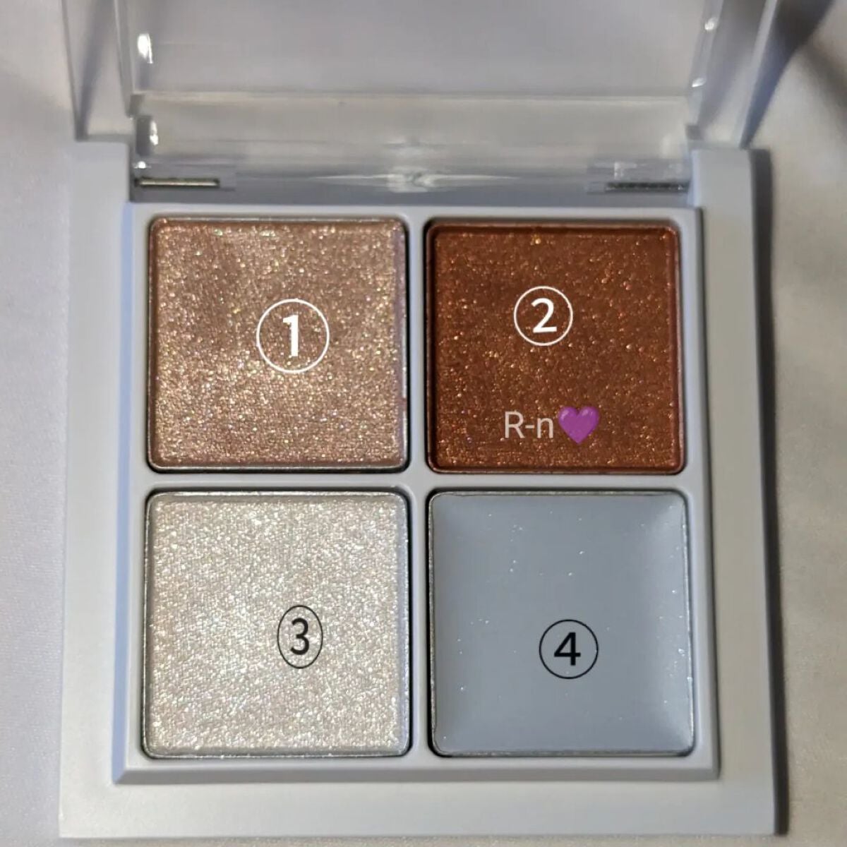 R-n❤️ on LIPS 「つや、立体感が叶う✨BIDOLTHAアイパレット憧れのシャイン..」(2枚目)