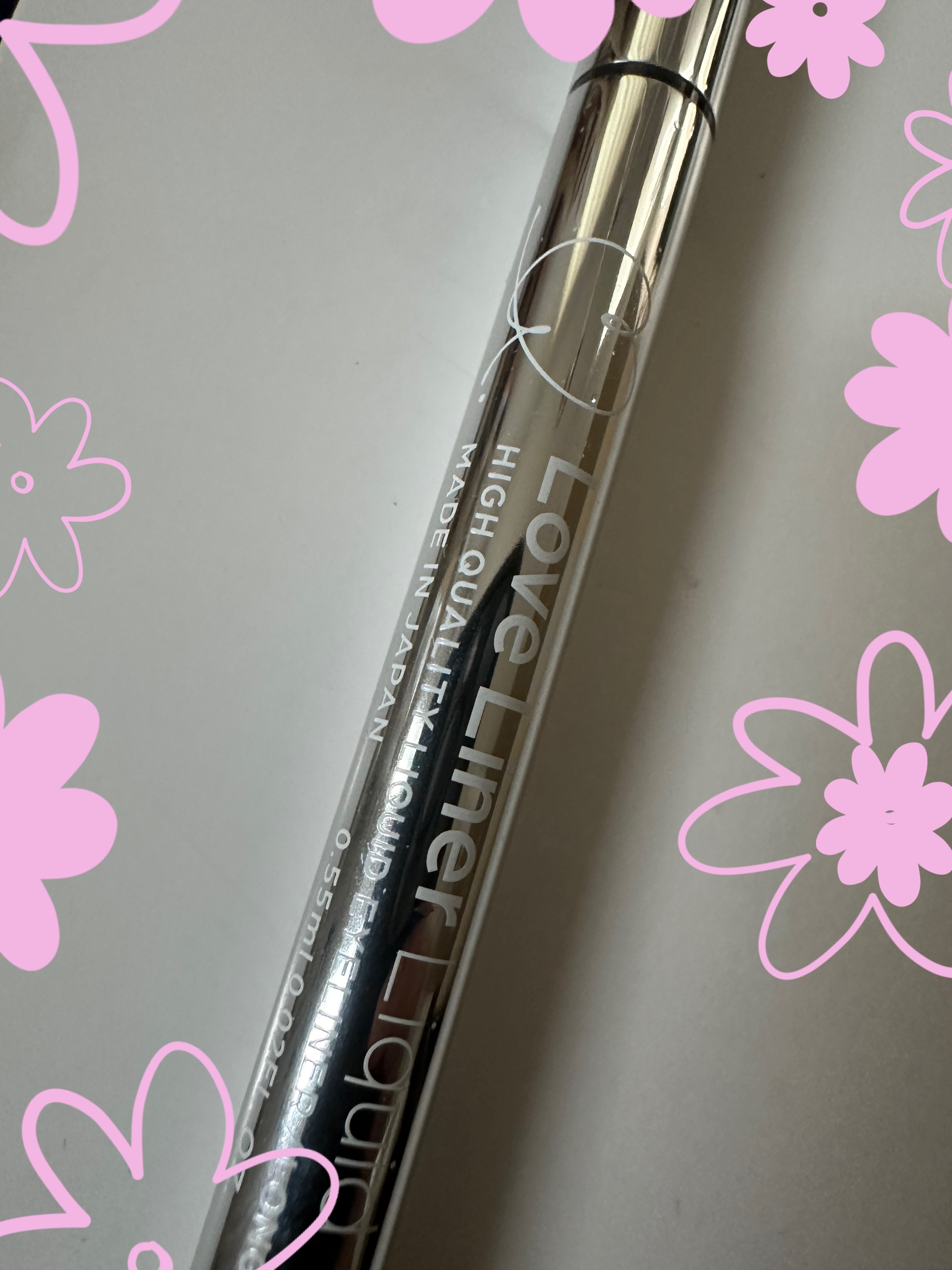 リキッドアイライナーR4/ラブ・ライナー/リキッドアイライナーを使ったクチコミ（1枚目）