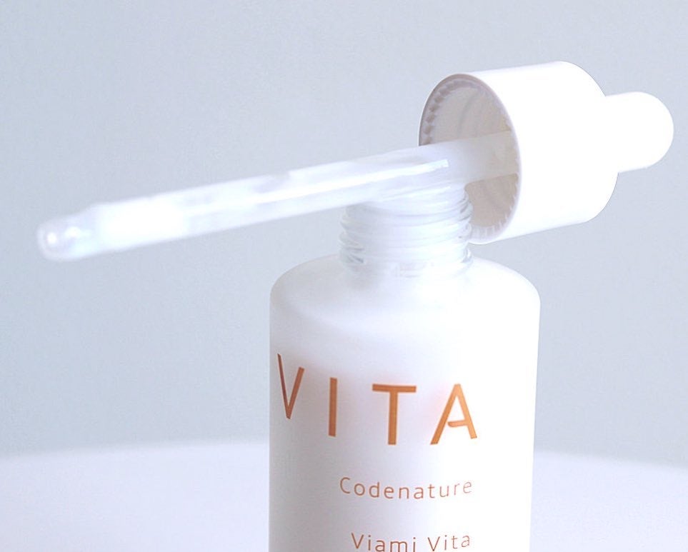 ビアミ ビタ ホワイトニング アンプル/CODENATURE/美容液を使ったクチコミ(3枚目)