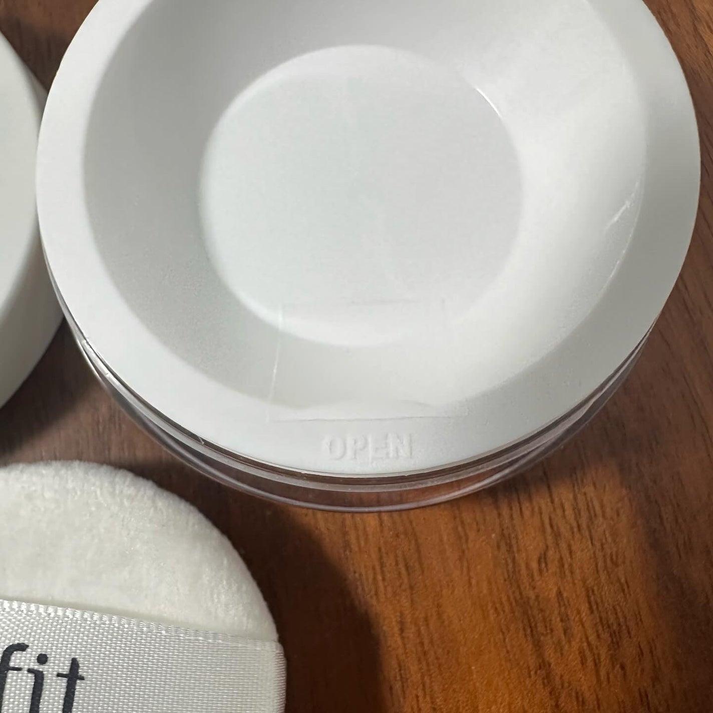 トランスルーセントセットフィニッシングパウダー/TFIT/ルースパウダーを使ったクチコミ(4枚目)