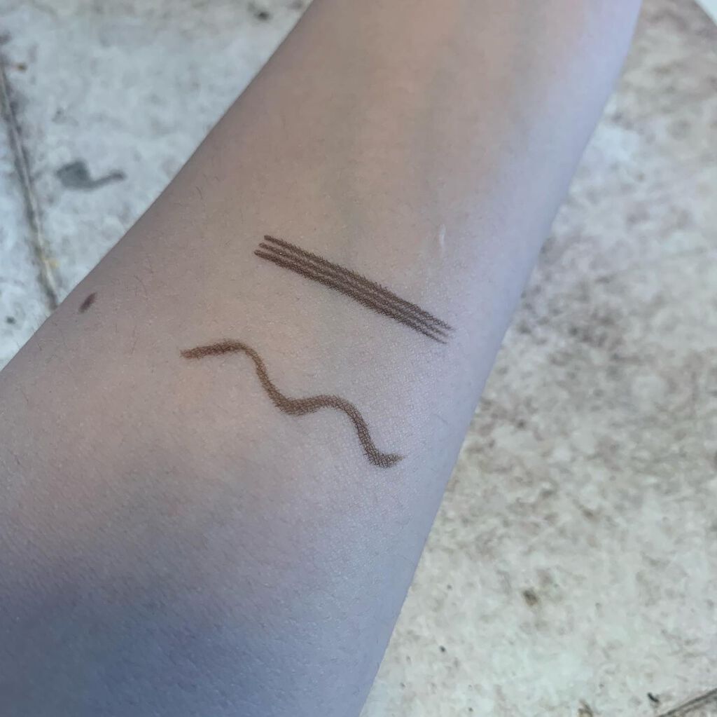 仕込みアイライナー /Fujiko/リキッドアイライナーを使ったクチコミ(2枚目)