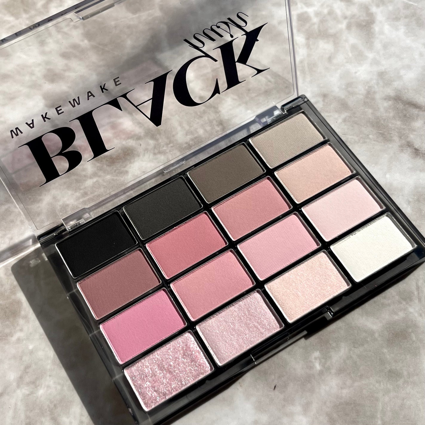 ソフトブラーリングアイパレット/wakemake/アイシャドウパレットを使ったクチコミ(7枚目)