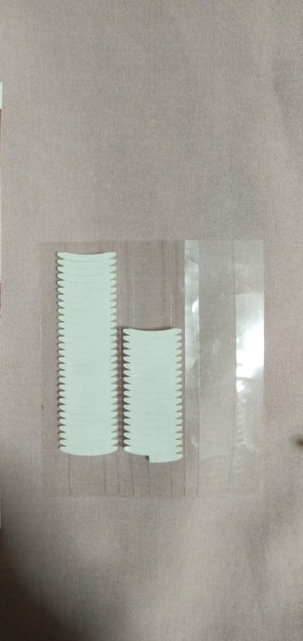 のび〜る アイテープ 両面テープタイプ/DAISO/二重まぶた用アイテムを使ったクチコミ(5枚目)