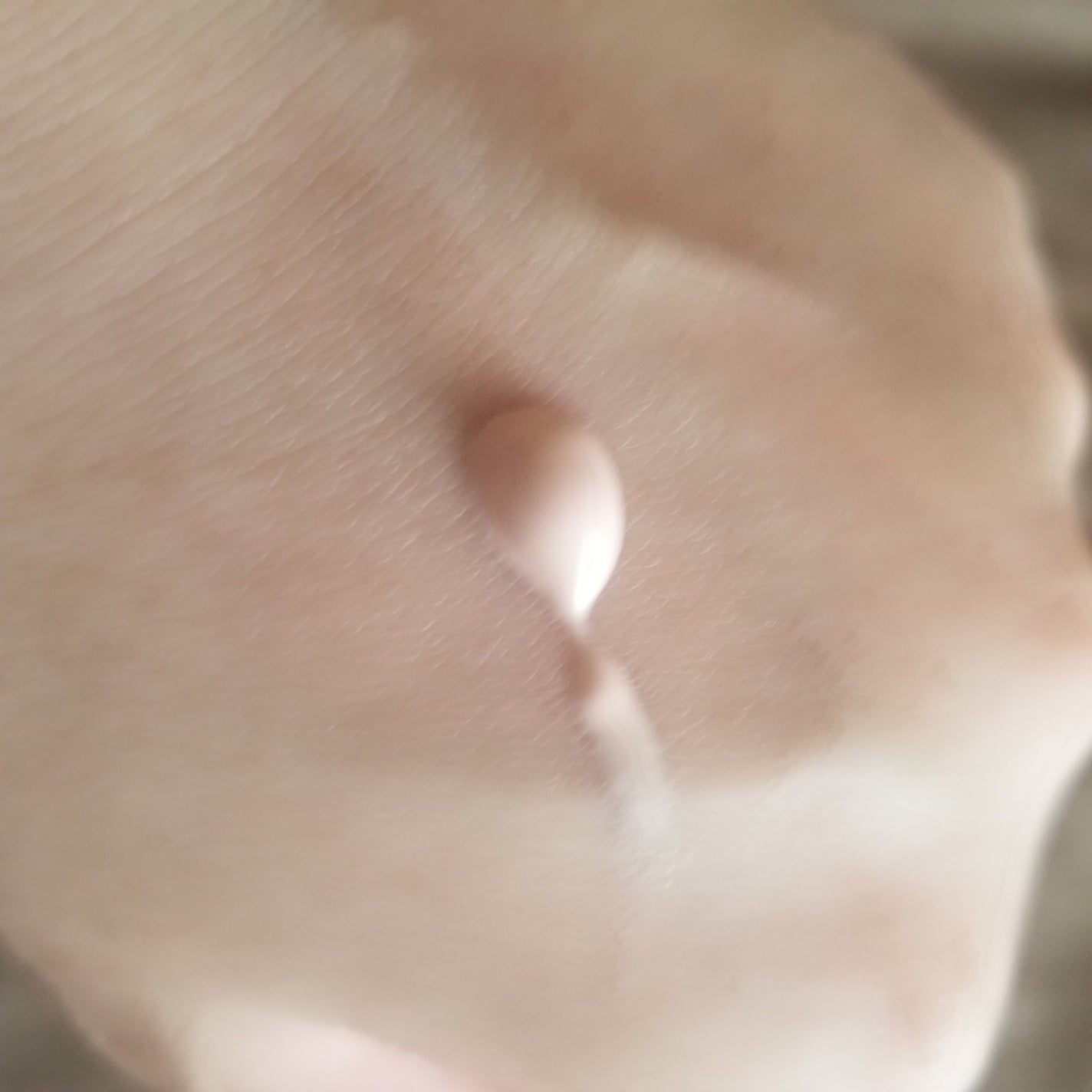 ダルバ ホワイトトリュフファーストスプレーセラム/ダルバ/ミスト状化粧水を使ったクチコミ(8枚目)