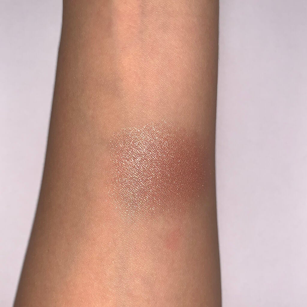 シャドーカスタマイズ/MAJOLICA MAJORCA/単色アイシャドウを使ったクチコミ(2枚目)