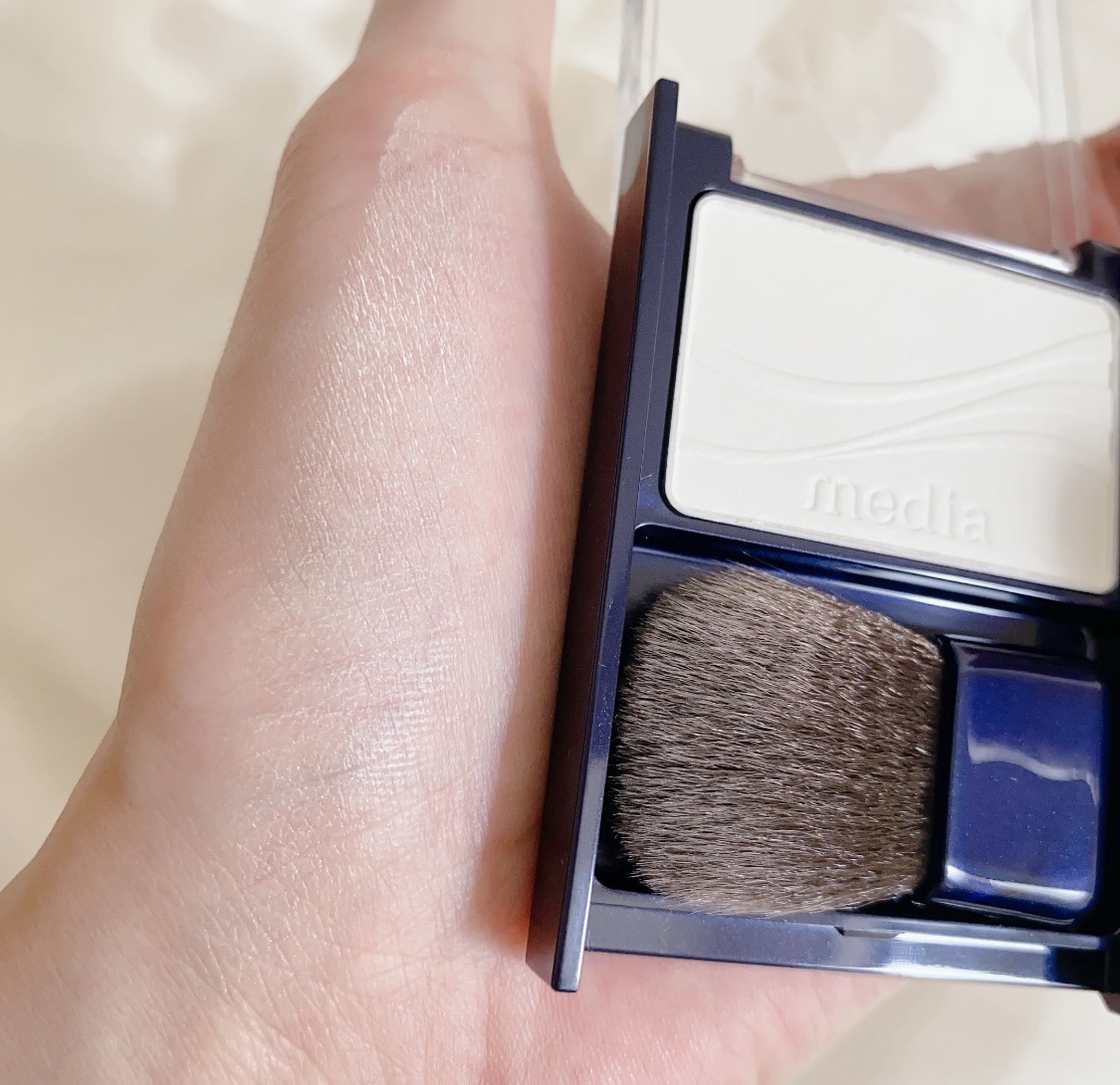 ブライトアップチークN WT-01/media/パウダーチークを使ったクチコミ（3枚目）