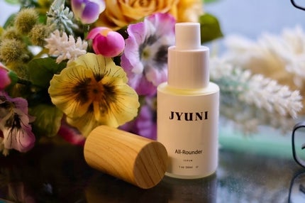 はち on LIPS 「Amazon内でのみ購入ができるオールラウンダー「JYUNI(..」(3枚目)