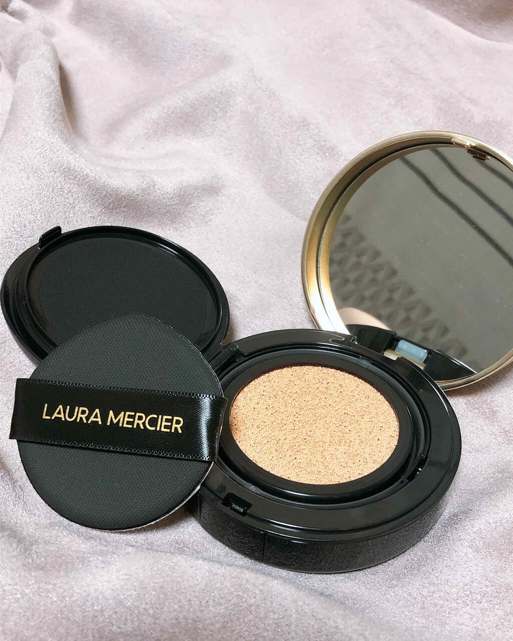 フローレス ルミエール ラディアンス パーフェクティング クッション/ローラ メルシエ/クッションファンデーションを使ったクチコミ(2枚目)