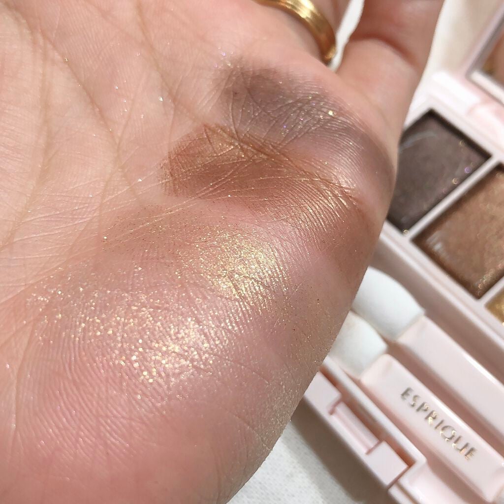 メロウ フィーリング アイズ パリジェンヌ ホリデー /ESPRIQUE/アイシャドウパレットを使ったクチコミ(6枚目)