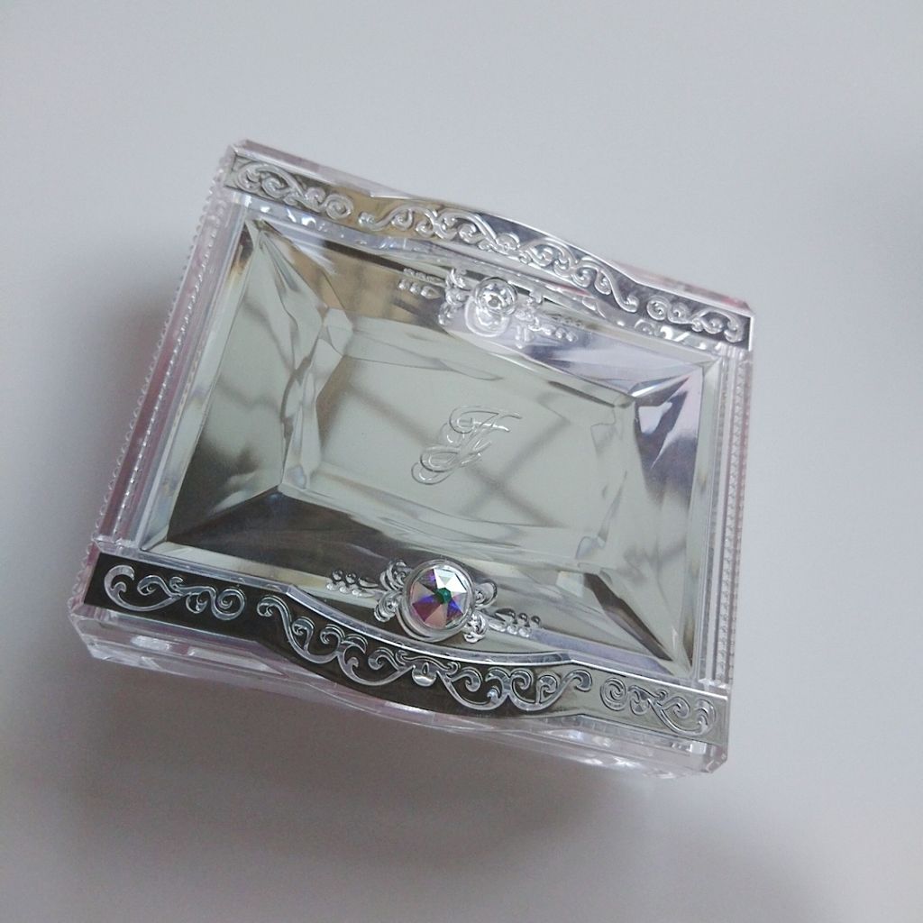 ブルーミングデュー オイルインブラッシュ/JILL STUART/パウダーチークを使ったクチコミ（2枚目）