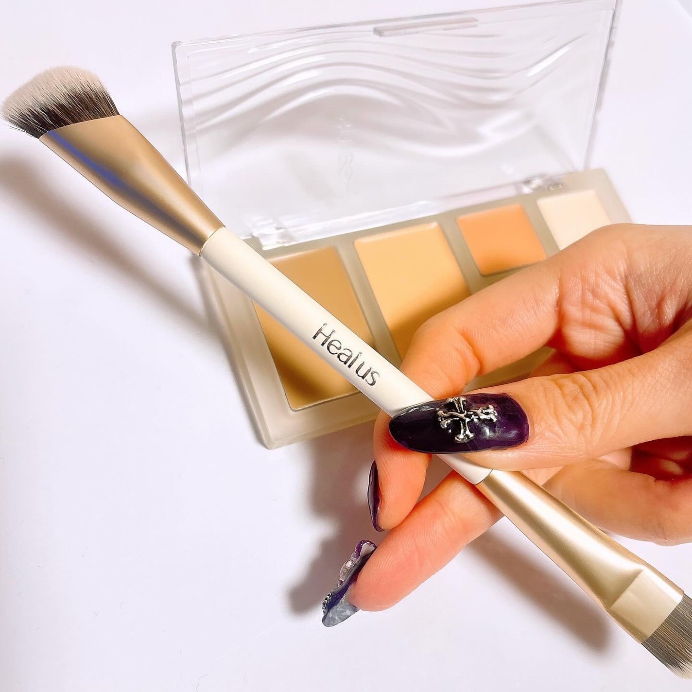 ブリージングコンシーラーパレット/Healus/パレットコンシーラーを使ったクチコミ(4枚目)