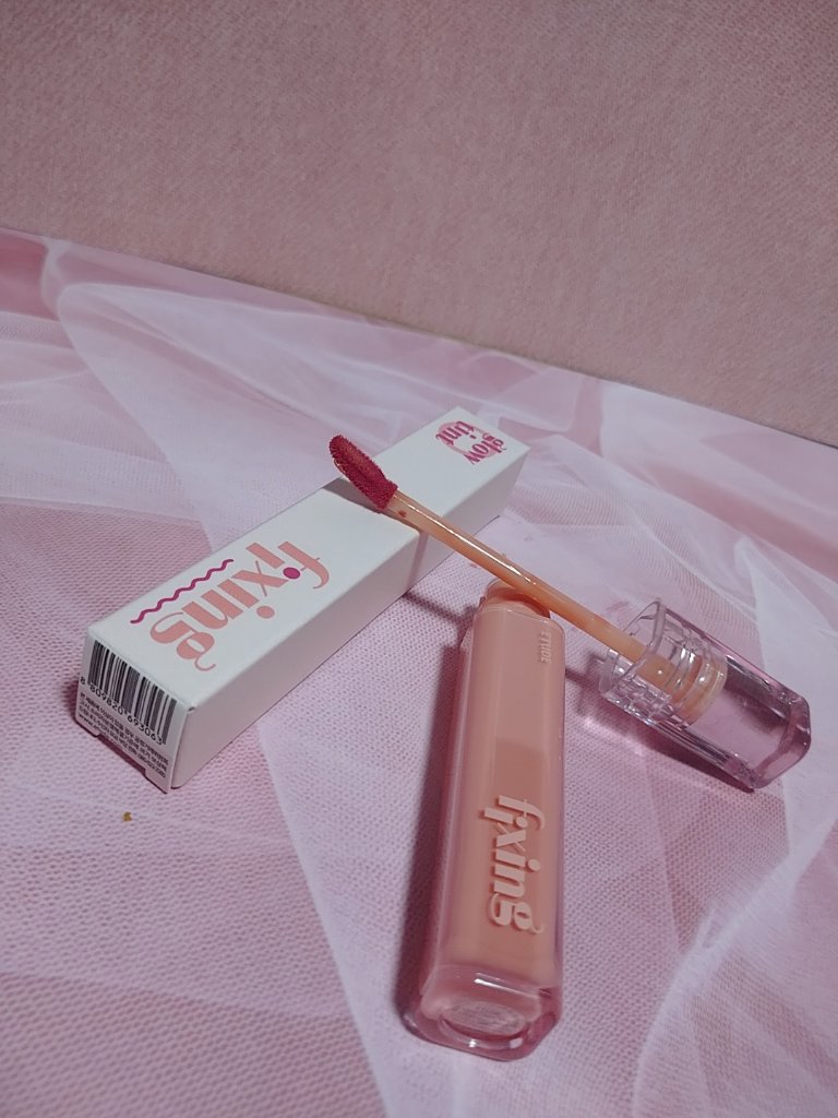 グロウ フィクシングティント ピュアコーラル/ETUDE/リップティントを使ったクチコミ（1枚目）