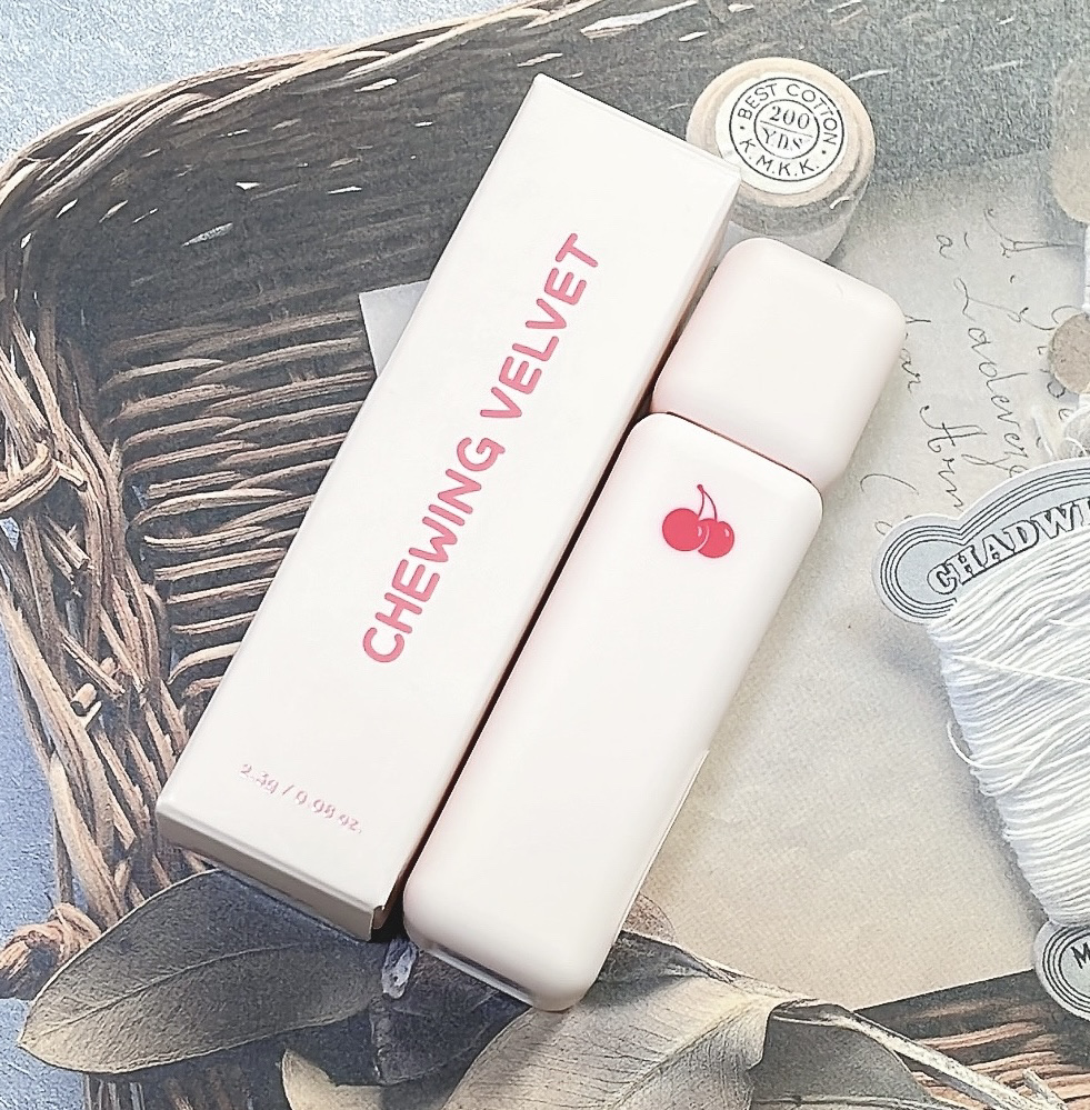 チューインガムベルベットティント/KIRSH(キルシー)/リップティントを使ったクチコミ（2枚目）