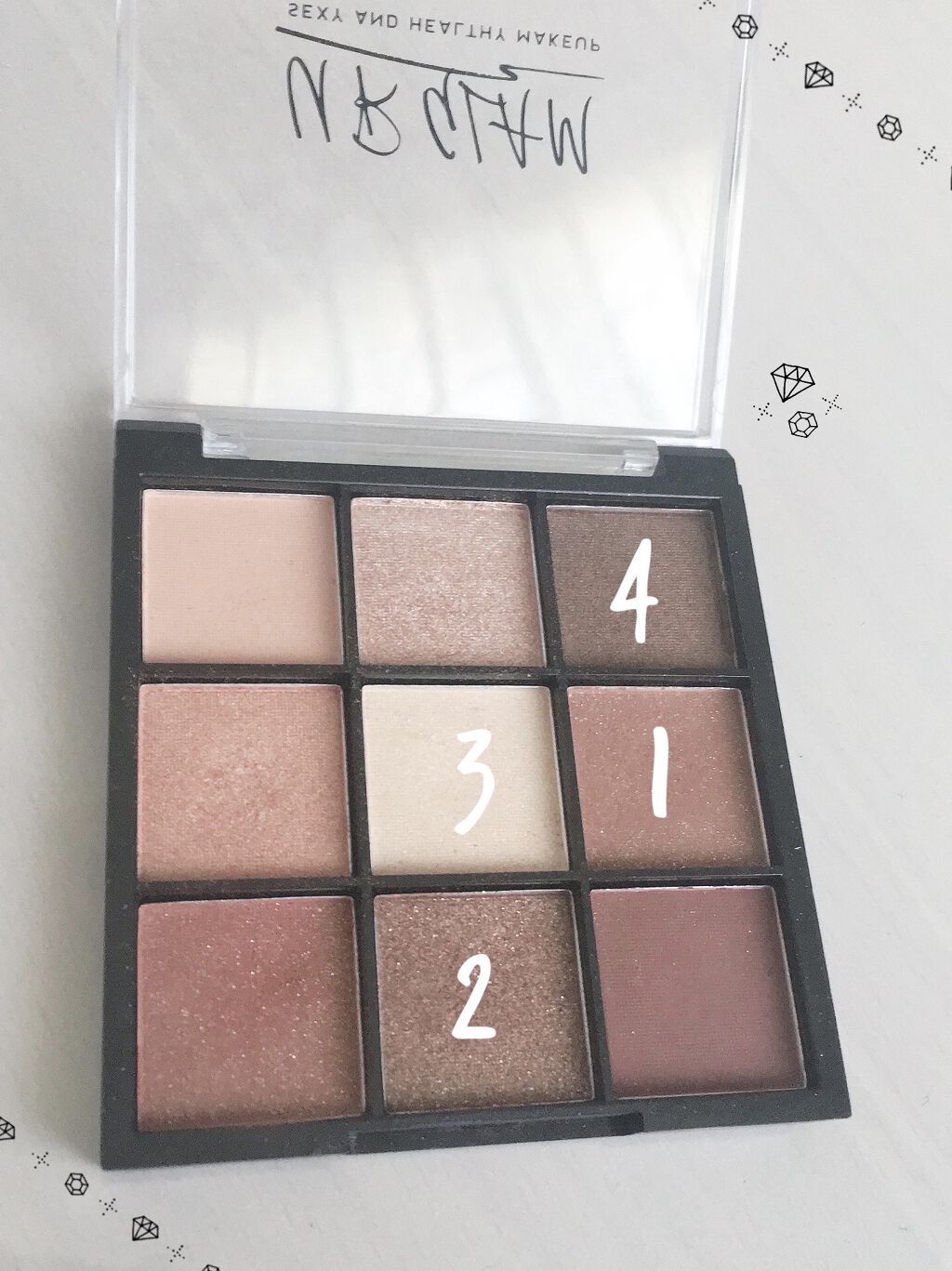 UR GLAM　BLOOMING EYE COLOR PALETTE/U R GLAM/アイシャドウパレットを使ったクチコミ（2枚目）