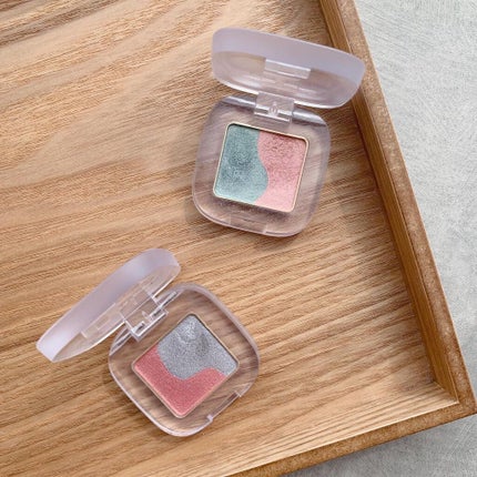 ペタル フロート アイシャドウ/to/one/アイシャドウパレットを使ったクチコミ(4枚目)