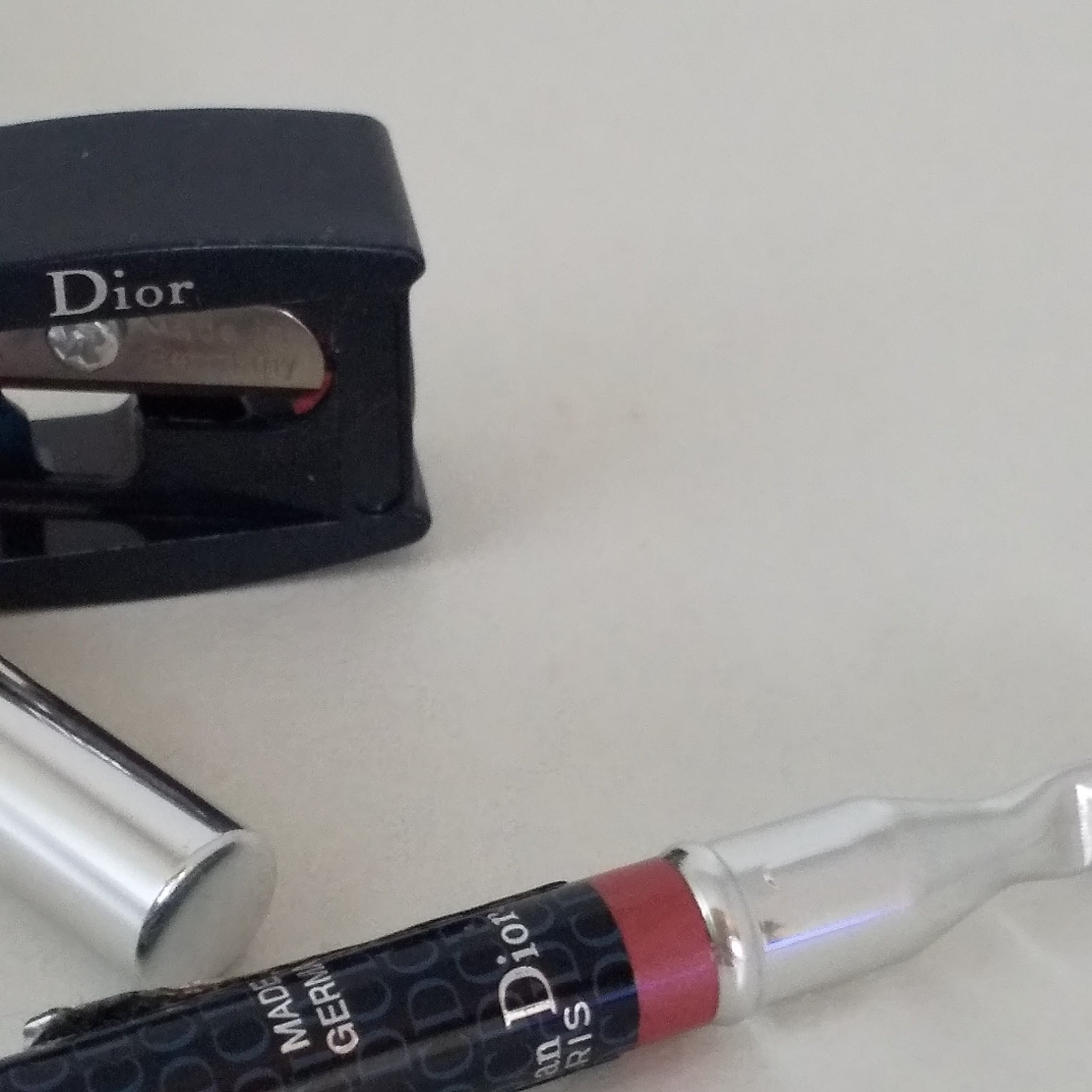 クレヨン コントゥール レーブル/Dior/リップライナーを使ったクチコミ（2枚目）