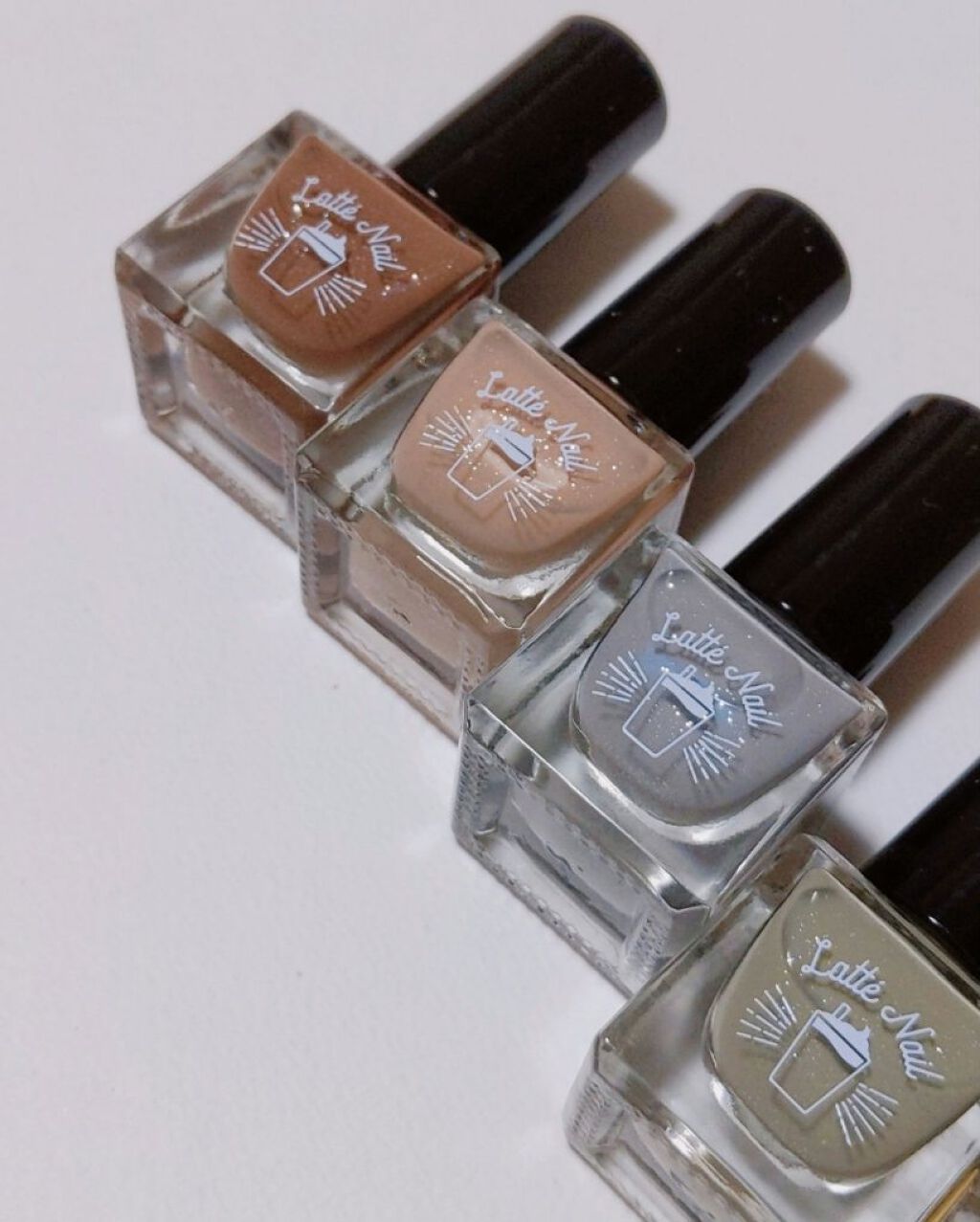 TMラテネイル/キャンドゥ/マニキュアを使ったクチコミ（2枚目）