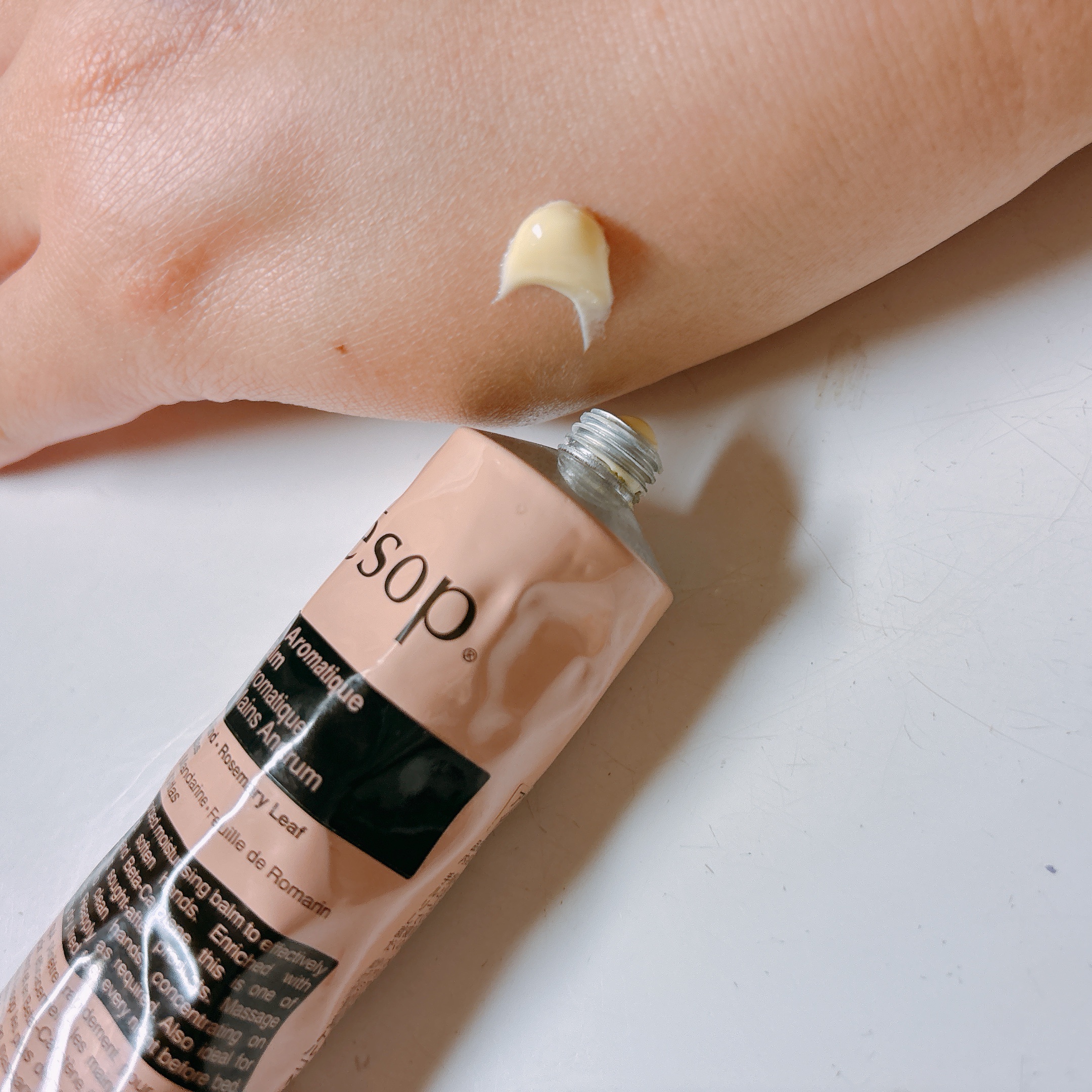 アンドラム アロマティック ハンドバーム/Aesop/ハンドクリームを使ったクチコミ（3枚目）