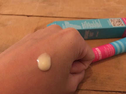 tting on LIPS 「ハーブの香りが好きで、夜に使うするときとてもリラックス。使い始..」(1枚目)