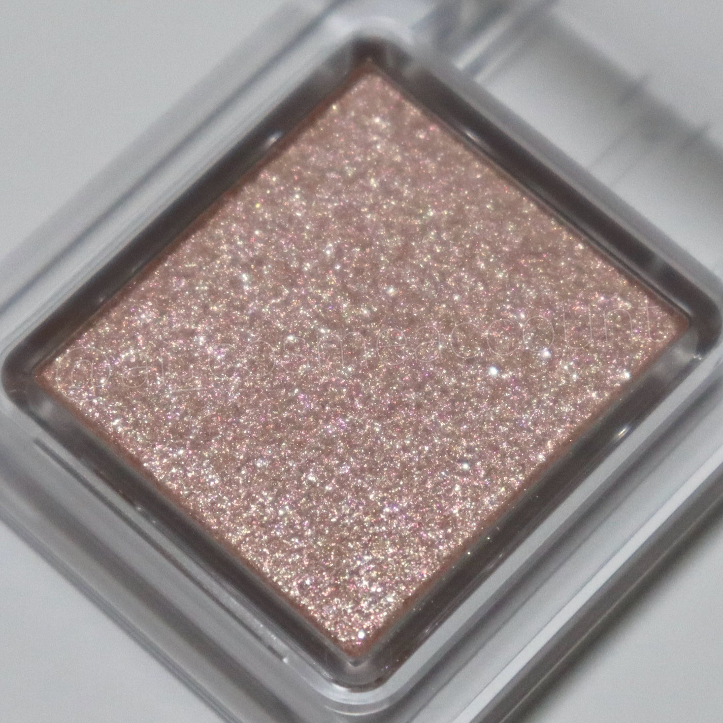 シングル カラー アイシャドウ/ちふれ/単色アイシャドウを使ったクチコミ(2枚目)