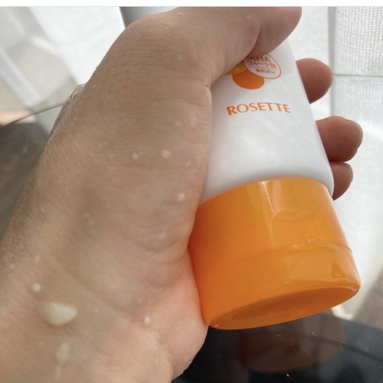 ロゼットゴマージュ ブライトピール ［洗浄料］/ロゼット/スクラブ・ゴマージュを使ったクチコミ（2枚目）