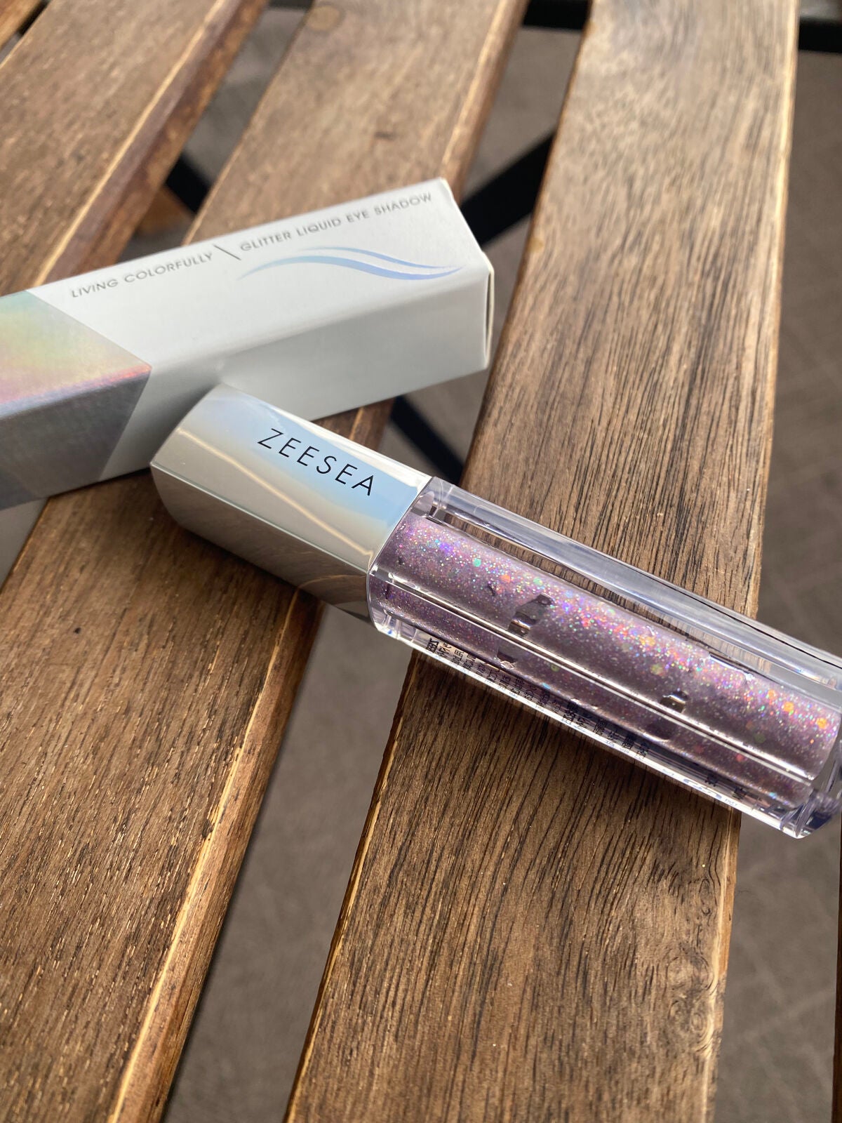 ダイヤモンドシリーズ 星空リキッドアイシャドウ/ZEESEA/リキッドアイシャドウを使ったクチコミ(1枚目)