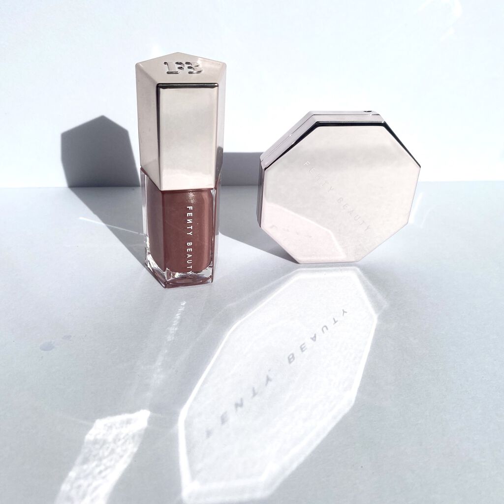 GLOSS BOMB Universal Lip Luminizer/FENTY BEAUTY BY RIHANNA/リップグロスを使ったクチコミ（2枚目）