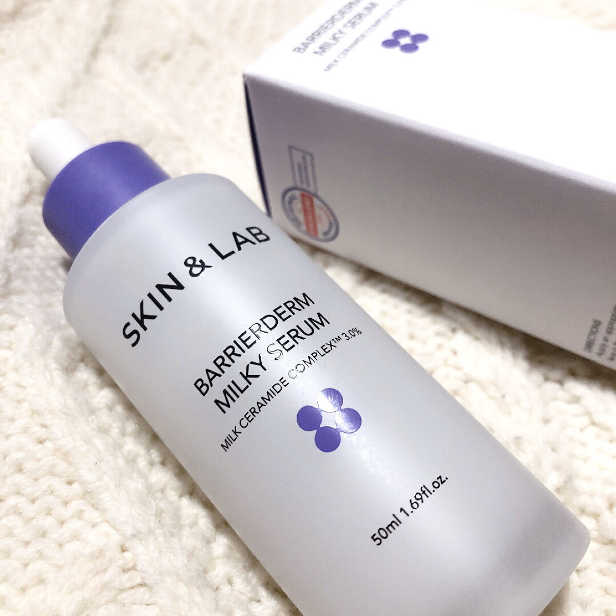 SKIN&LAB
バリアダームミルキーセラム


♡ 肌のバリアを回復し、肌を落ち着かせ、3層保湿ケアを提供する集中クリームです。
♡ 以前よりアップグレードして、もっと保湿力・吸収力が優れている製品です。


こっくりとしているミルキーな