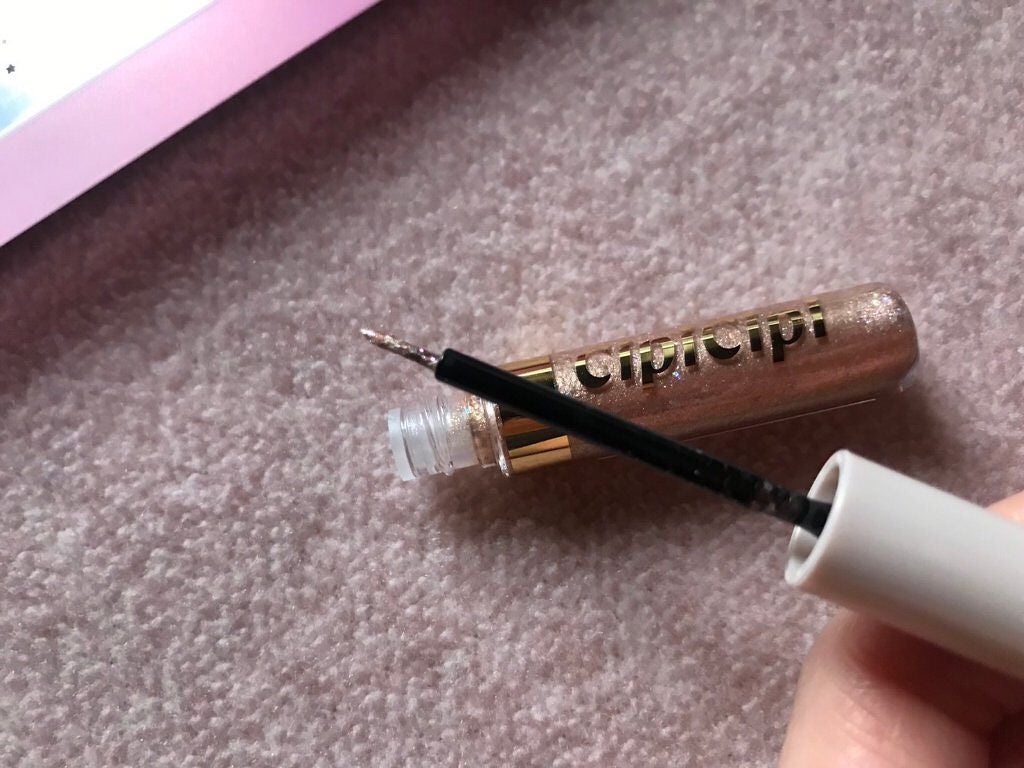 グリッターイルミネーションライナー/CipiCipi/リキッドアイライナーを使ったクチコミ(2枚目)