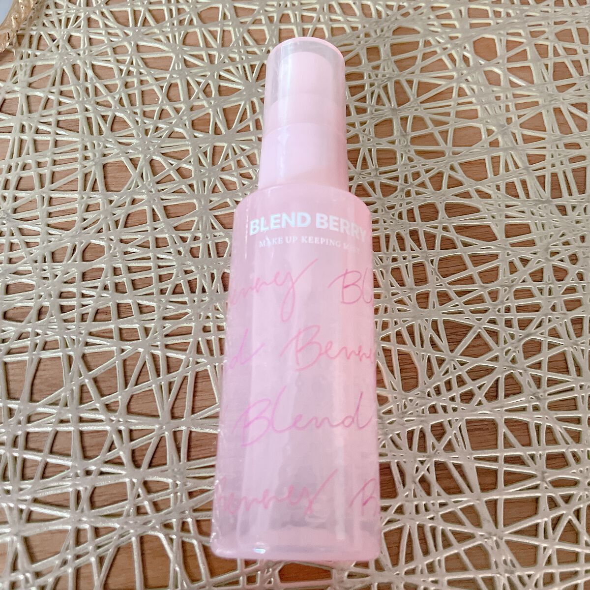 メイクアップ キーピング ミスト/BLEND BERRY/フィックスミストを使ったクチコミ(1枚目)