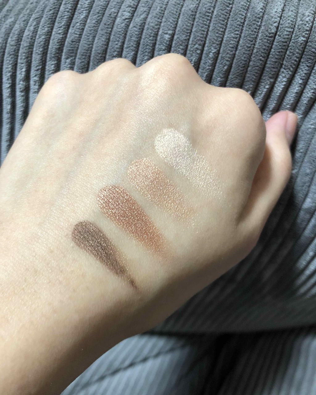 ワンダーハニー ハートフルなピュアアイシャドウ/VECUA Honey/アイシャドウパレットを使ったクチコミ（2枚目）