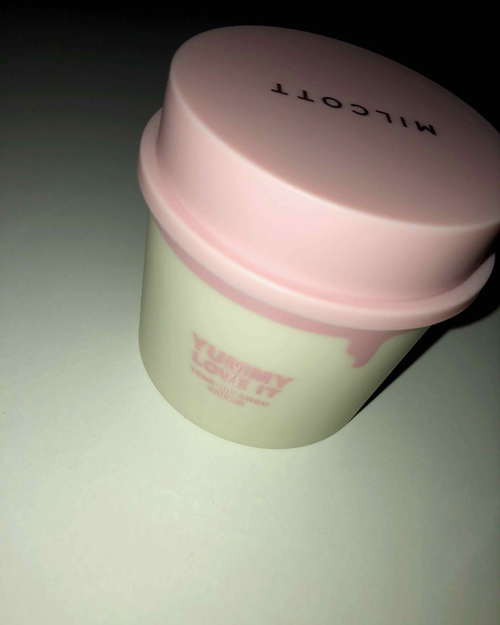 トーンアップシュークリーム/MILCOTT/フェイスクリームを使ったクチコミ（1枚目）