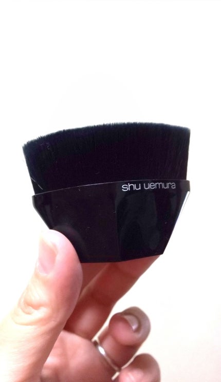 ペタル 55 ファンデーション ブラシ/shu uemura/メイクブラシを使ったクチコミ(1枚目)