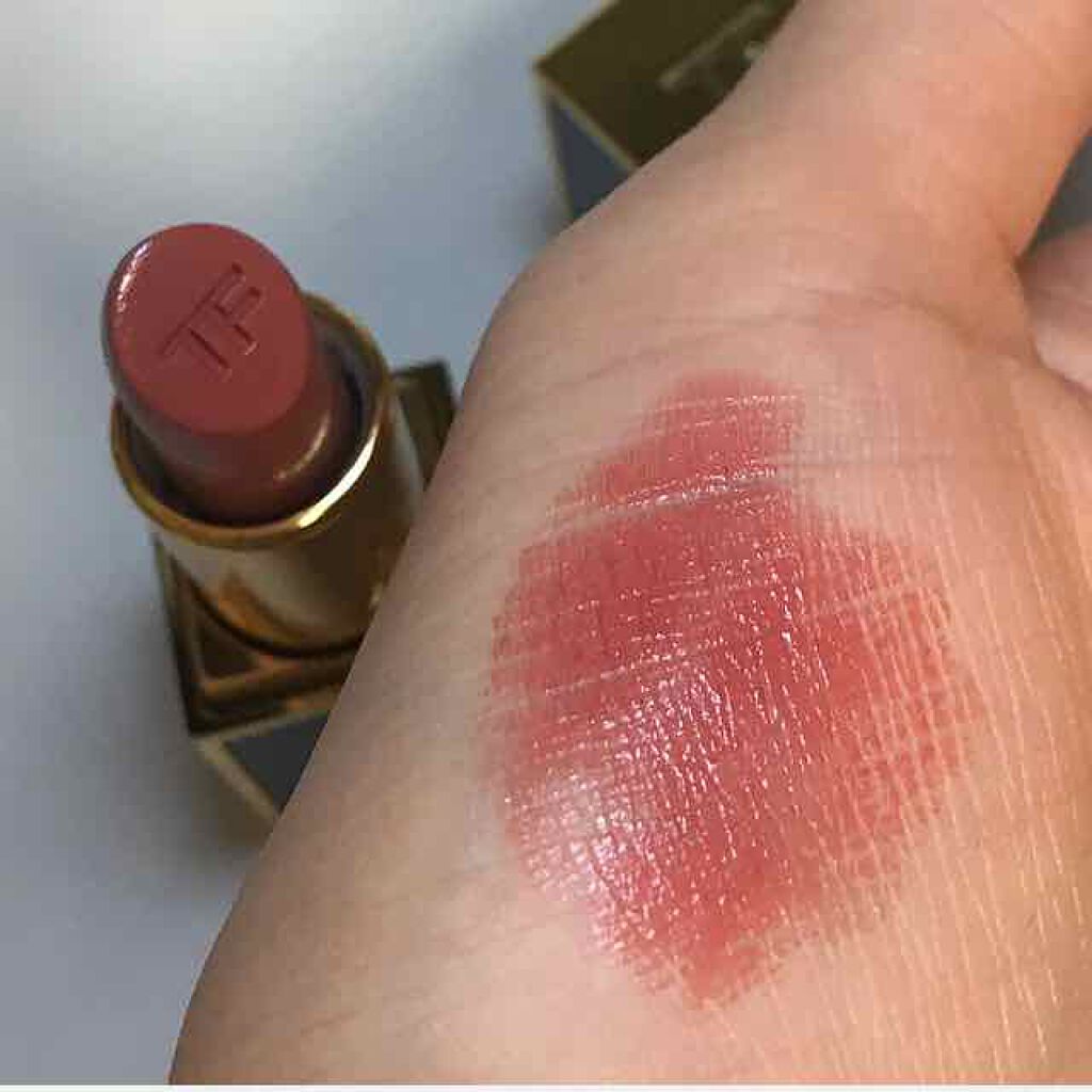 リップス アンド ボーイズ/TOM FORD BEAUTY/口紅を使ったクチコミ(3枚目)