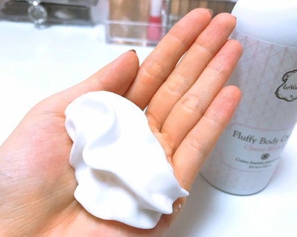 フラッフィー ボディクリーム チェリーブロッサム/Laline/ボディクリームを使ったクチコミ(1枚目)